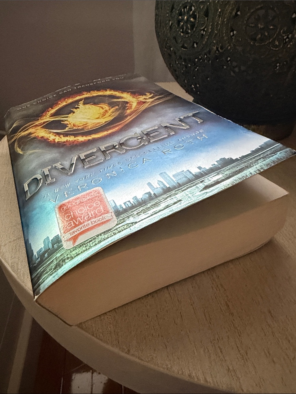 💎 Divergent by Veronica Roth - Picture 3 of 6